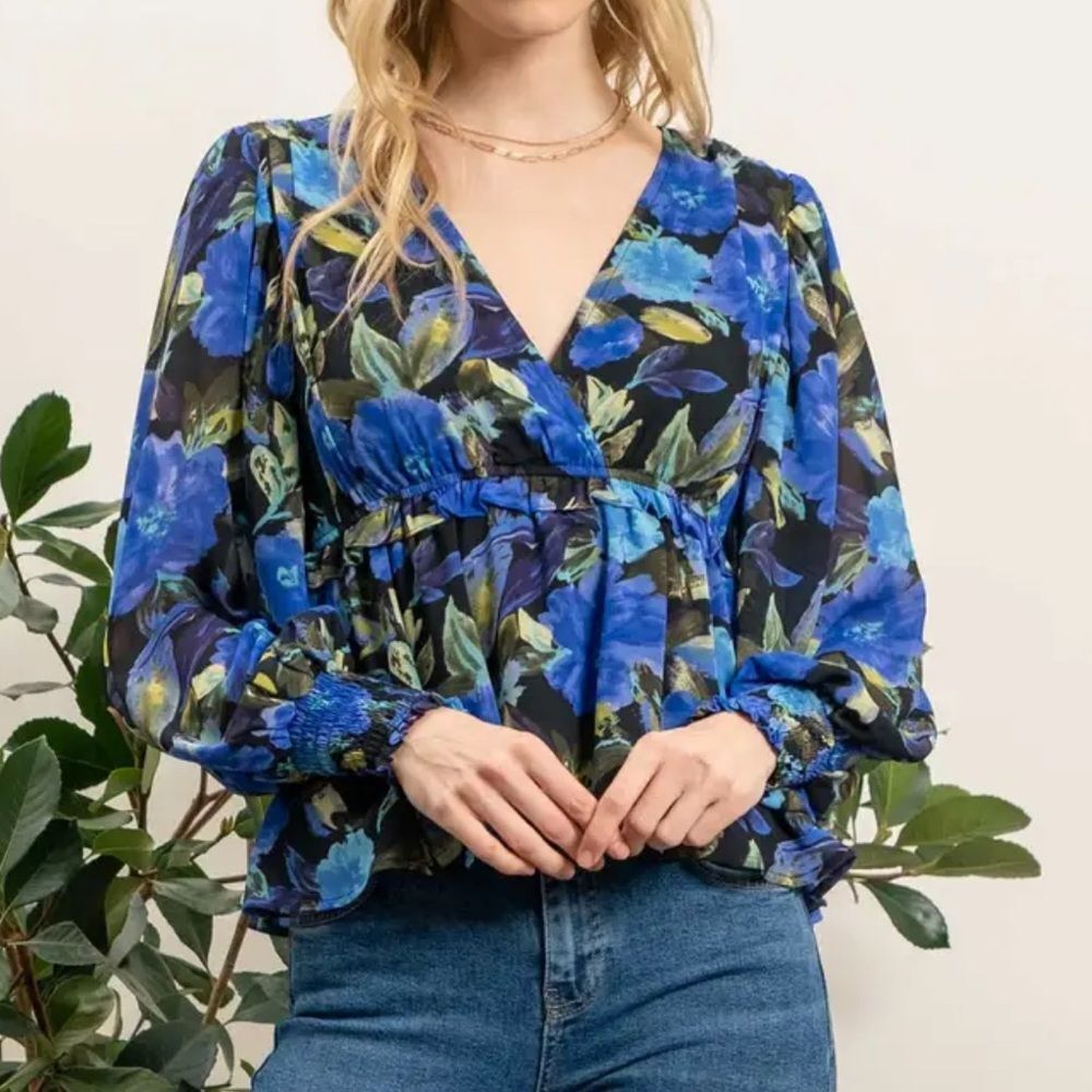 Blu Pepper V Neck Blue Floral Top